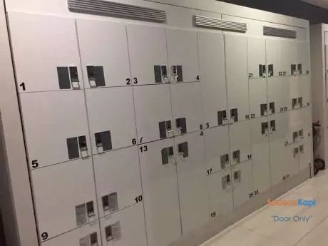 4 kapakli compact laminat soyunma dolabi