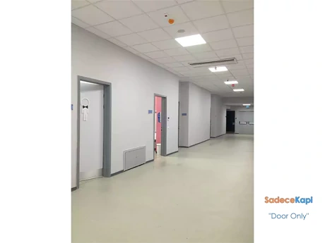 aluminyum kasalı ve pencereli laminat okul kapısı